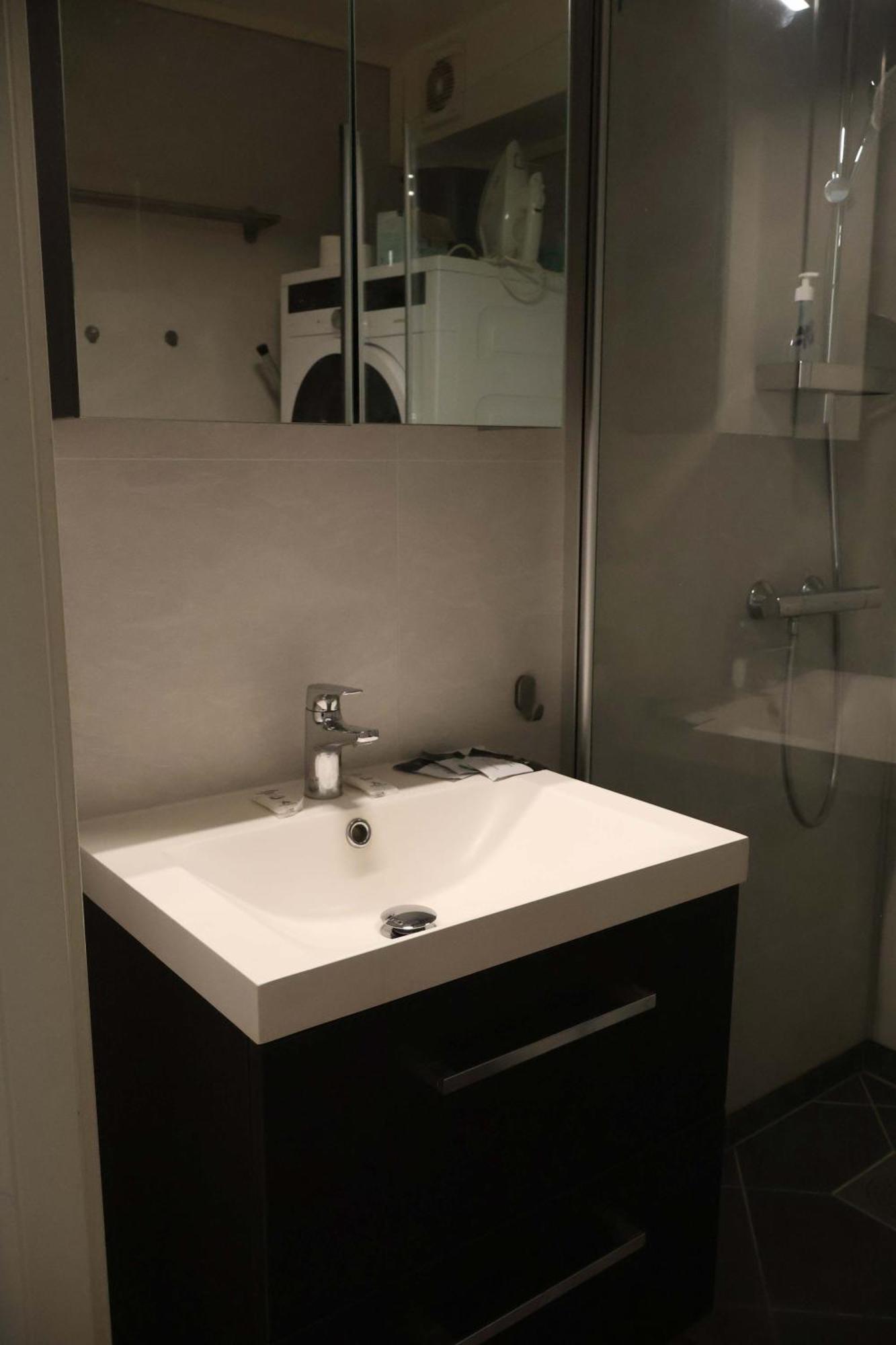 Dinbnb Apartments I Charming 3-Bedroom In The Heart Of The City Берген Экстерьер фото